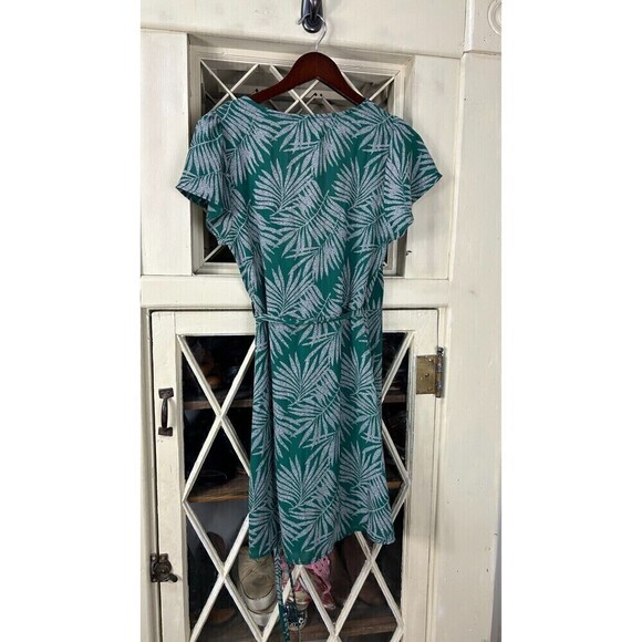 Audrey 3 1 Womens Size Medium Green Dress Wrap Sheer Tropical Flutter Sleeves U4 - Picture 6 of 12